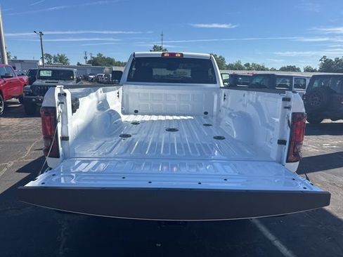 New 2026 RAM 2500 Tradesman w/ Chrome Appearance Group AWD/4WD image 5