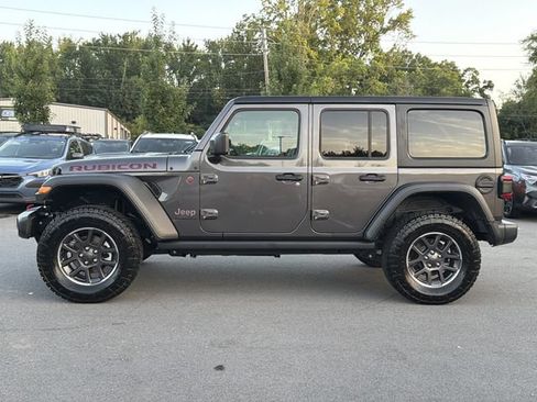 Used 2025 Jeep Wrangler Unlimited Rubicon AWD/4WD image 6