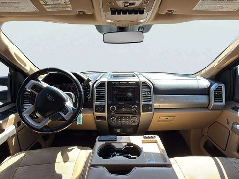 Used 2017 Ford F350 Lariat w/ Tow Technology Bundle AWD/4WD image 9