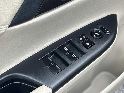 Used 2013 Honda Accord EX-L image 26