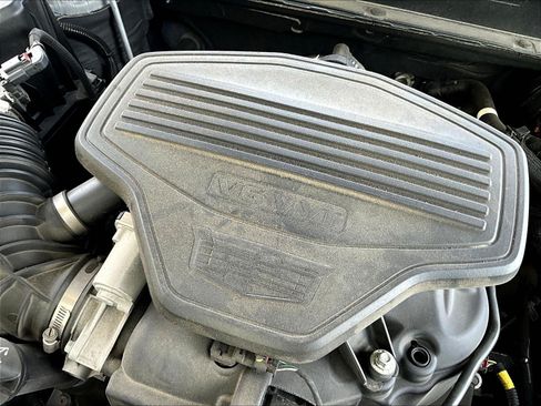 Used 2021 Cadillac XT5 Premium Luxury FWD image 30