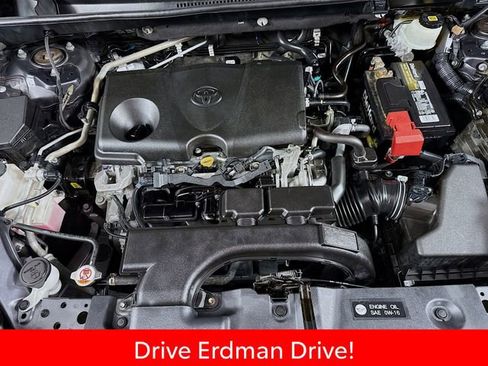 Used 2019 Toyota RAV4 LE FWD image 29