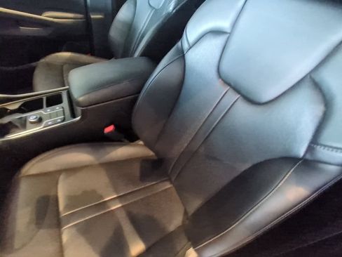 Used 2023 Kia Sorento S FWD image 7