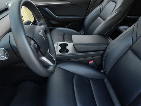 Used 2022 Tesla Model 3 Performance AWD/4WD image 12