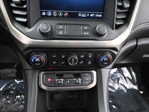 Used 2022 GMC Acadia Denali w/ Denali Ultimate Package image 19