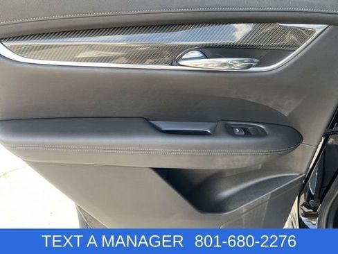Used 2020 Cadillac XT6 Sport AWD/4WD image 34