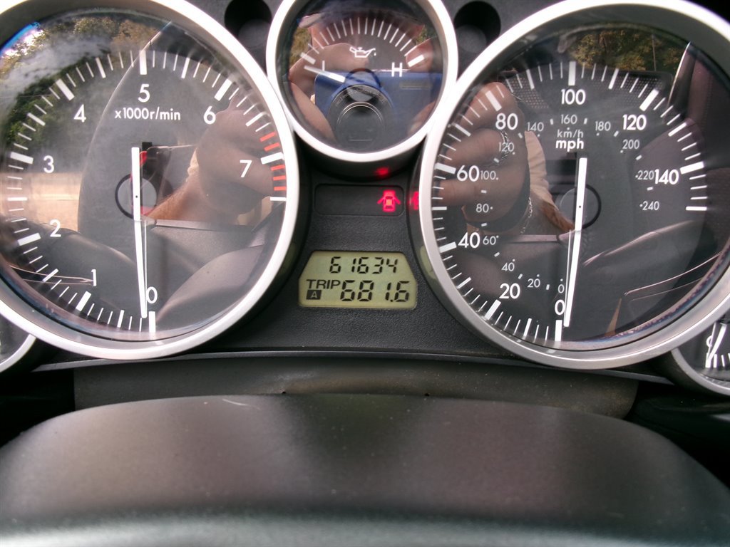 Used 2006 MAZDA MX-5 Miata Sport RWD image 24