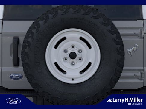 New 2026 Ford Bronco Heritage Edition AWD/4WD image 24