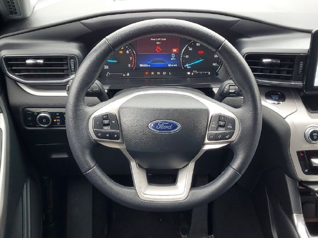 Used 2024 Ford Explorer XLT w/ Equipment Group 202A AWD/4WD image 34