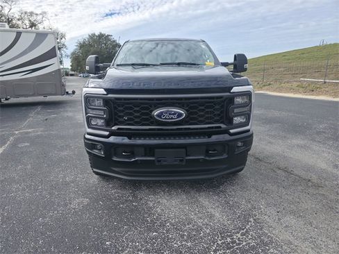 Used 2024 Ford F250 Lariat w/ Lariat Ultimate Package image 3