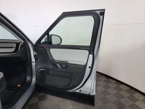 Used 2023 Rivian R1S Adventure AWD/4WD image 18