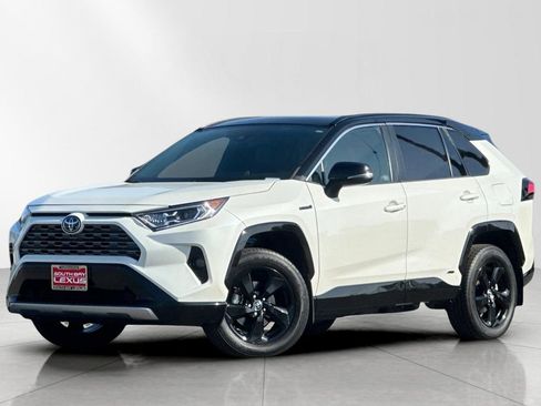 Used 2021 Toyota RAV4 XSE image 2