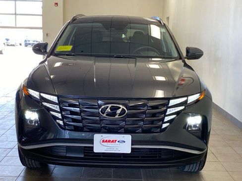 Used 2023 Hyundai Tucson SEL w/ Winter Package AWD/4WD image 3
