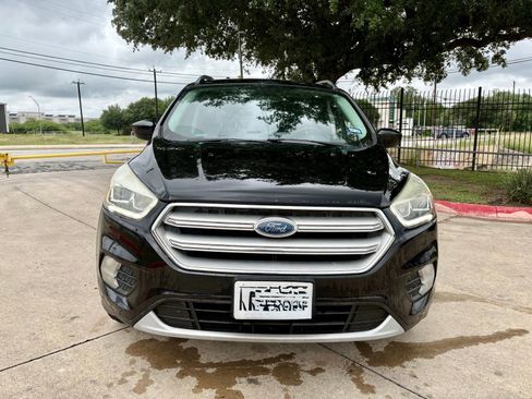 Used 2018 Ford Escape SEL FWD image 8