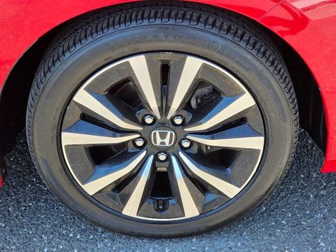 Used 2024 Honda Civic EX image 9