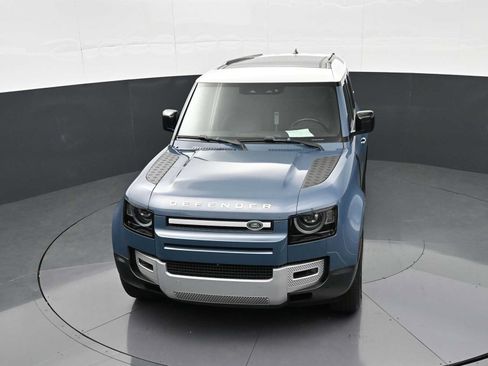 Used 2022 Land Rover Defender 110 SE AWD/4WD image 37