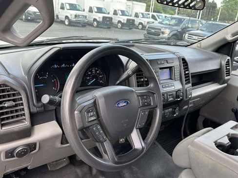 Used 2022 Ford F550 4x4 Regular Cab Super Duty image 16