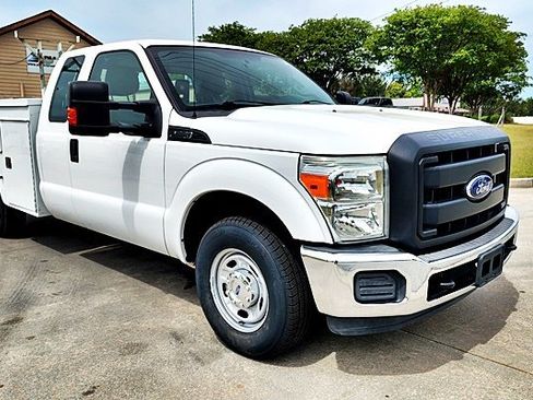 Used 2015 Ford F350 XL RWD image 11