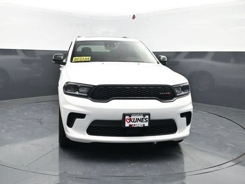 Used 2024 Dodge Durango GT AWD/4WD image 2