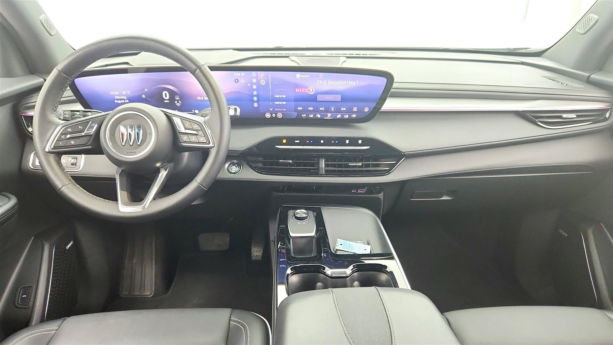 Used 2025 Buick Enclave Preferred FWD image 11