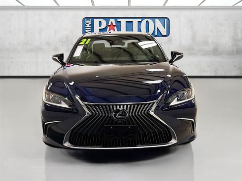 Used 2021 Lexus ES 350 w/ Premium Package FWD image 2