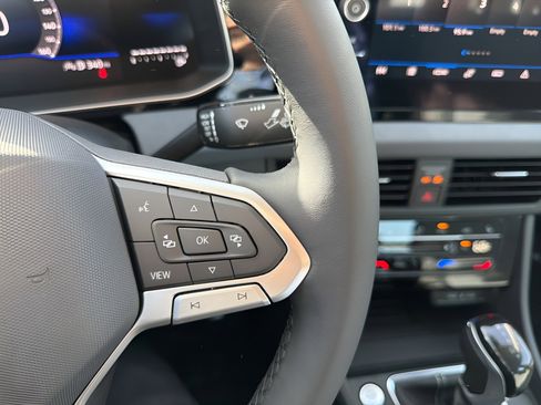 New 2026 Volkswagen Jetta SE FWD image 14