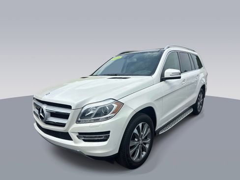 Used 2015 Mercedes-Benz GL 450 4MATIC image 4