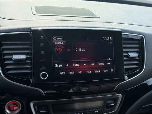 Used 2023 Honda Ridgeline Black Edition image 18