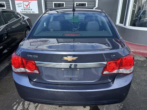 Used 2014 Chevrolet Cruze LT image 4