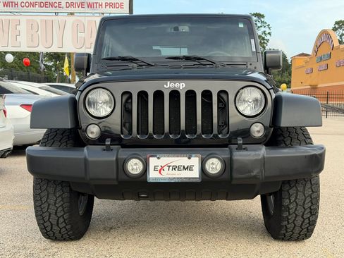 Used 2015 Jeep Wrangler Sport w/ Quick Order Package 23S AWD/4WD image 4