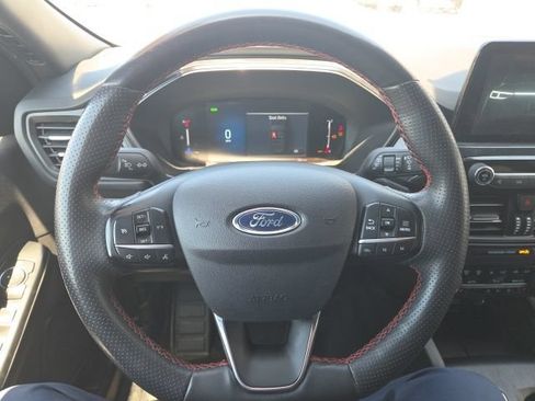Used 2024 Ford Escape ST-Line Select AWD/4WD image 19