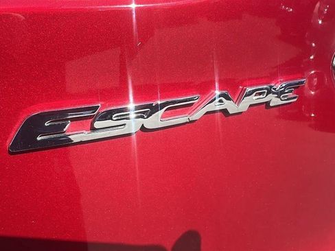 Used 2014 Ford Escape Titanium FWD image 25
