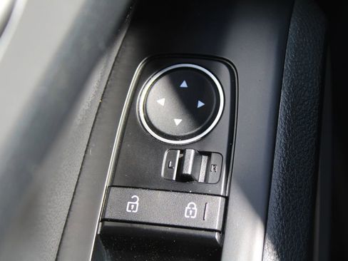 Certified 2023 Kia Soul LX FWD image 20