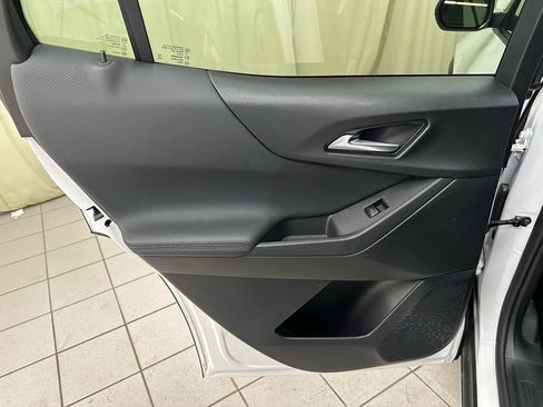 Certified 2025 Chevrolet Equinox LT image 34