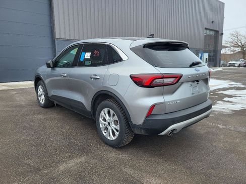 Used 2023 Ford Escape Active image 5