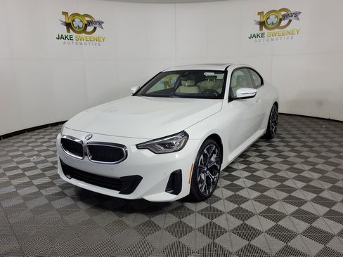 Certified 2025 BMW 230i xDrive Coupe w/ Premium Package AWD/4WD image 3