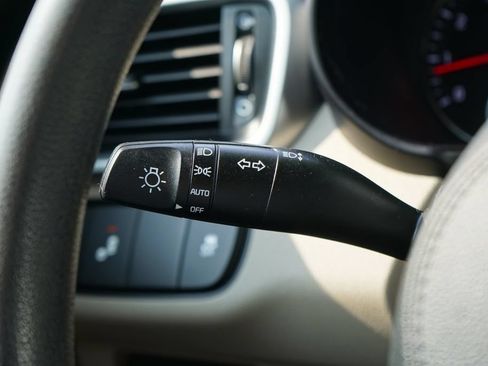Used 2019 Kia Sorento FWD image 18