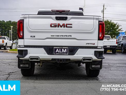 Used 2025 GMC Sierra 1500 AT4 w/ Technology Package image 12