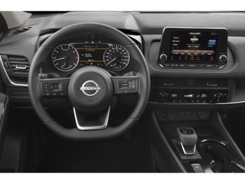 Used 2024 Nissan Rogue S FWD image 10