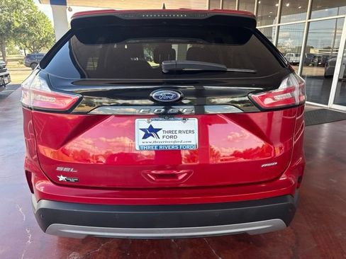 Used 2022 Ford Edge SEL w/ Convenience Package AWD/4WD image 5
