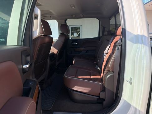 Used 2014 Chevrolet Silverado 1500 High Country image 16