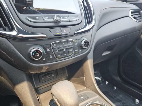 Used 2024 Chevrolet Equinox RS w/ RS Leather Package AWD/4WD image 28