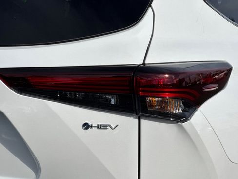 New 2026 Toyota Highlander XLE image 31