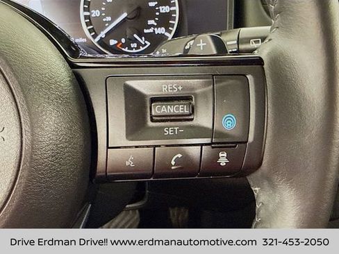 Certified 2021 Nissan Rogue SV w/ Premium Package image 14