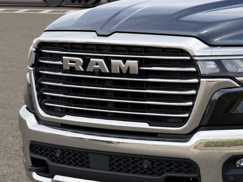 New 2026 RAM 1500 Laramie AWD/4WD image 16