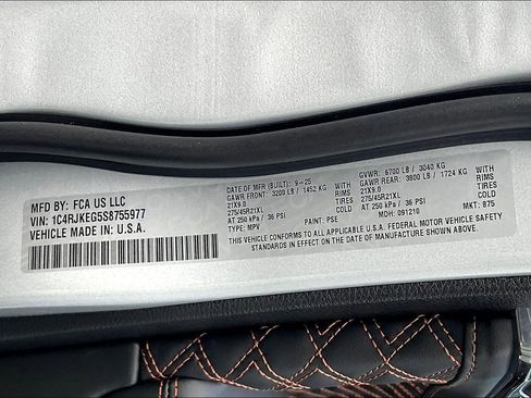 New 2025 Jeep Grand Cherokee L Summit image 13