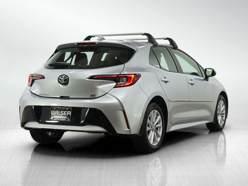 Used 2024 Toyota Corolla SE w/ SE Package image 5