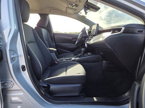 Used 2023 Toyota Corolla LE image 18
