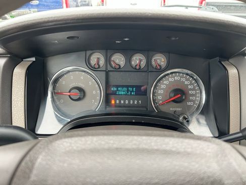 Used 2010 Ford F150 XLT image 33