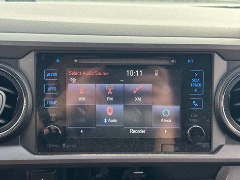 Used 2016 Toyota Tacoma TRD Off-Road w/ Towing Package AWD/4WD image 16